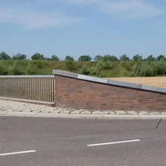 Brug2Entree DSC2932.JPGA  2 768x432 web 530x530