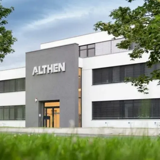 Kantoorpand Althen Frankfurt 1 768x512 1 530x530