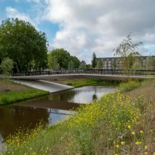 Twee bruggen Andrea Ensemble Amsterdam 1 768x576 1 530x530